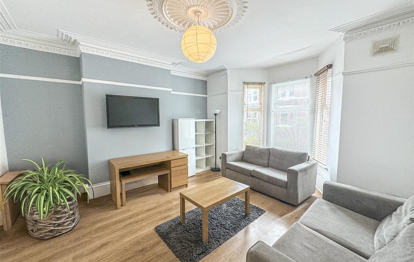 Kingsley Place, Jesmond Vale, Newcastle - Image 1